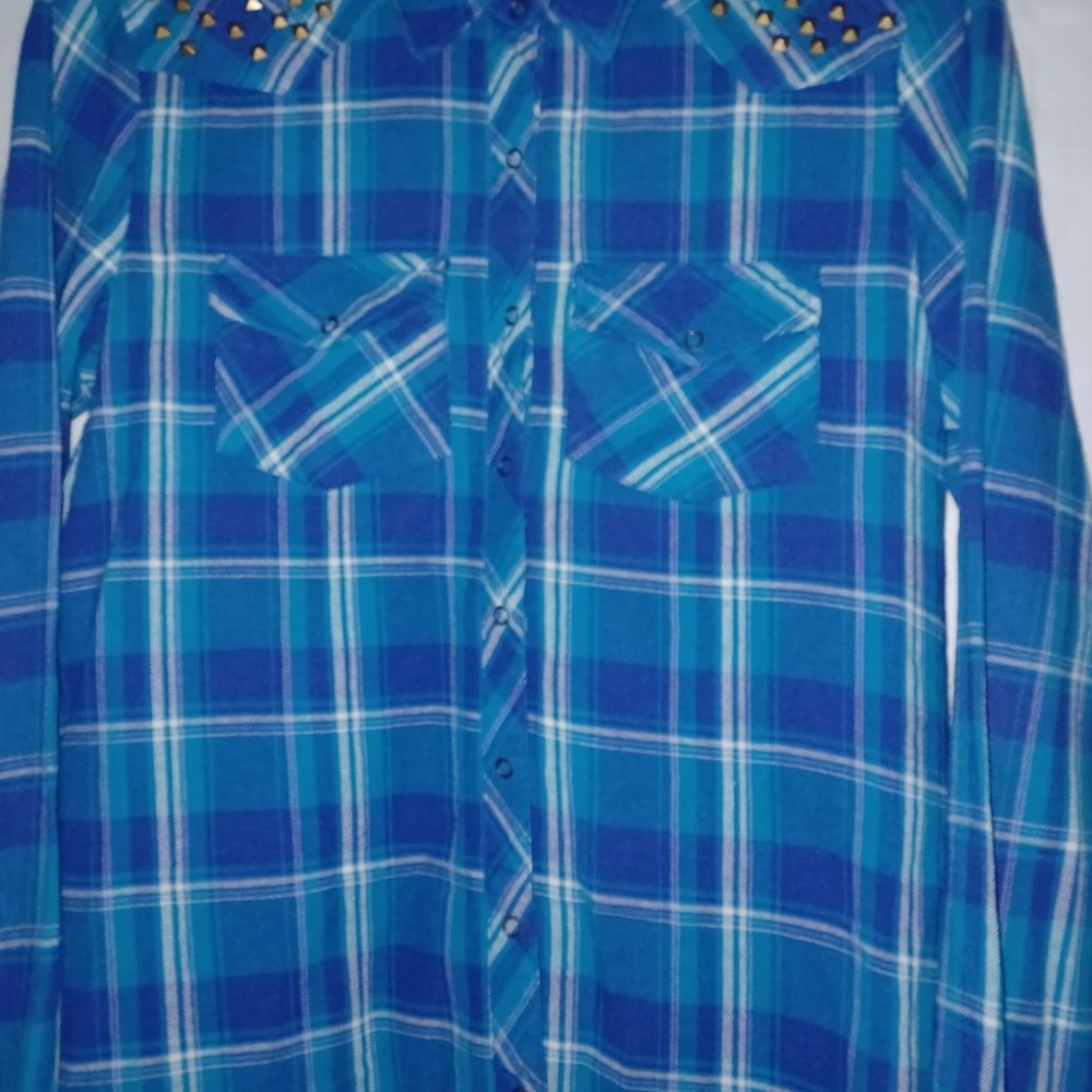 GUESS BUTTON DOWN DRESS SHIRT - Picture 3 of 10